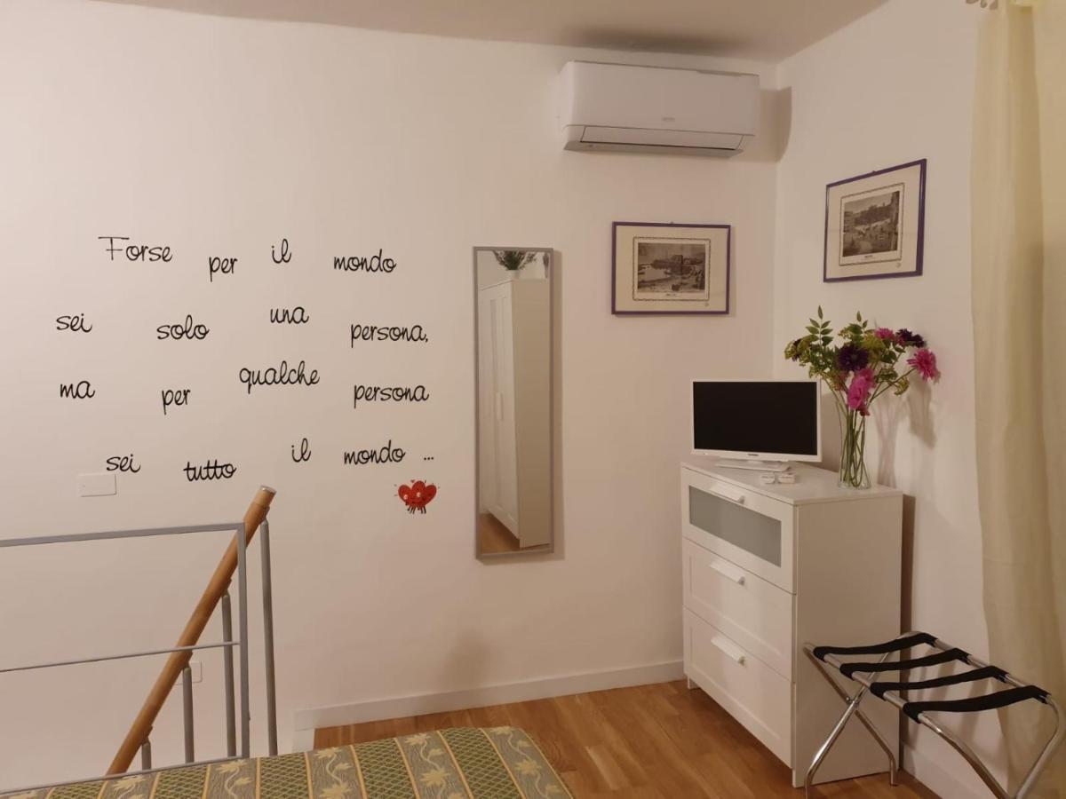 Holiday Palermo Exterior foto